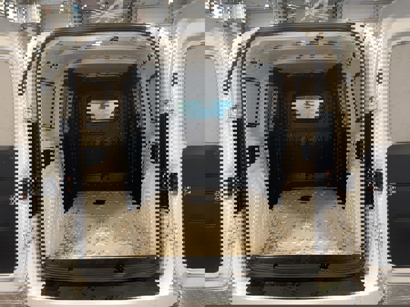 Used 2022 RAM ProMaster City Tradesman image 6