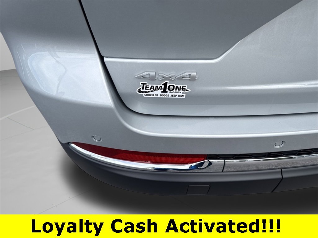 New 2025 Jeep Grand Cherokee Laredo w/ Trailer Tow Package image 27