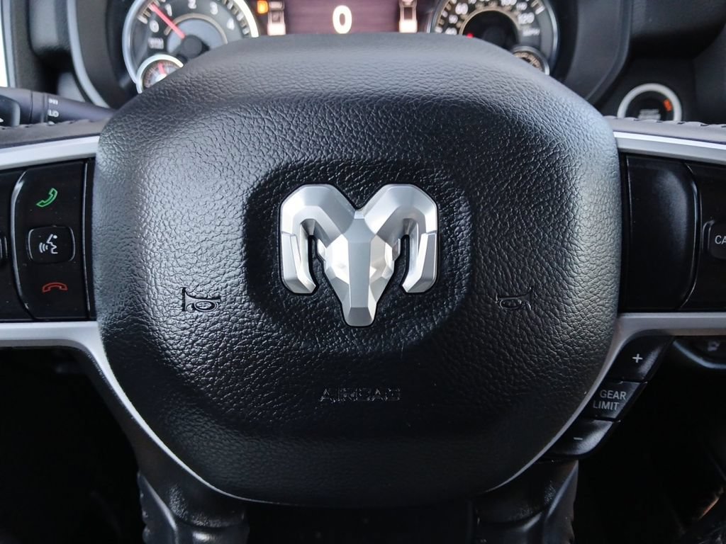 Used 2024 RAM 1500 Lone Star AWD/4WD image 5
