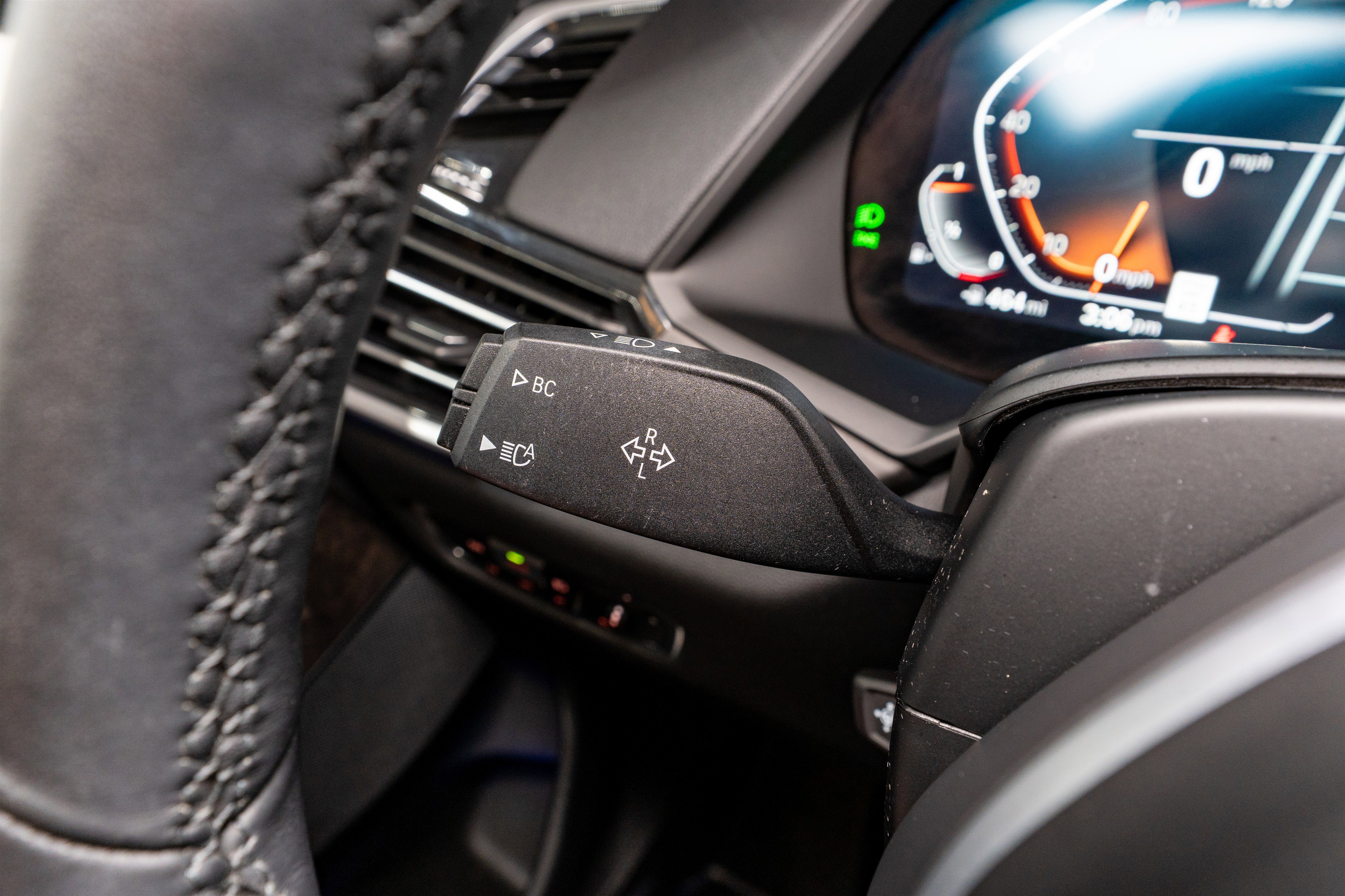 Used 2022 BMW X5 xDrive40i w/ M Sport Package image 30