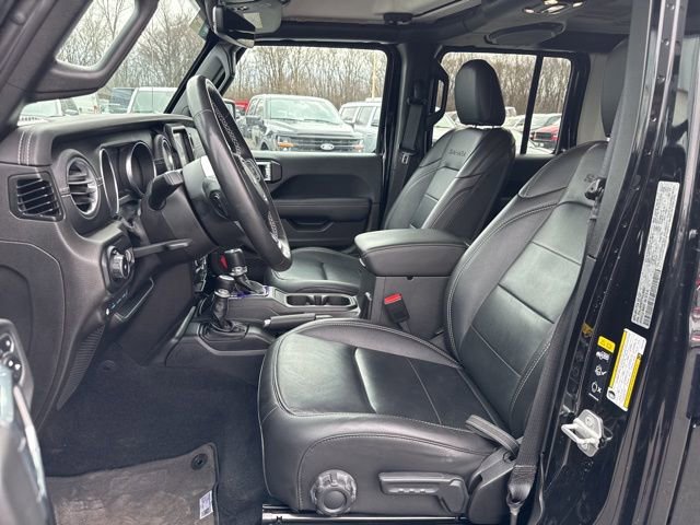 Used 2023 Jeep Wrangler Unlimited Sahara w/ Cold Weather Group image 13