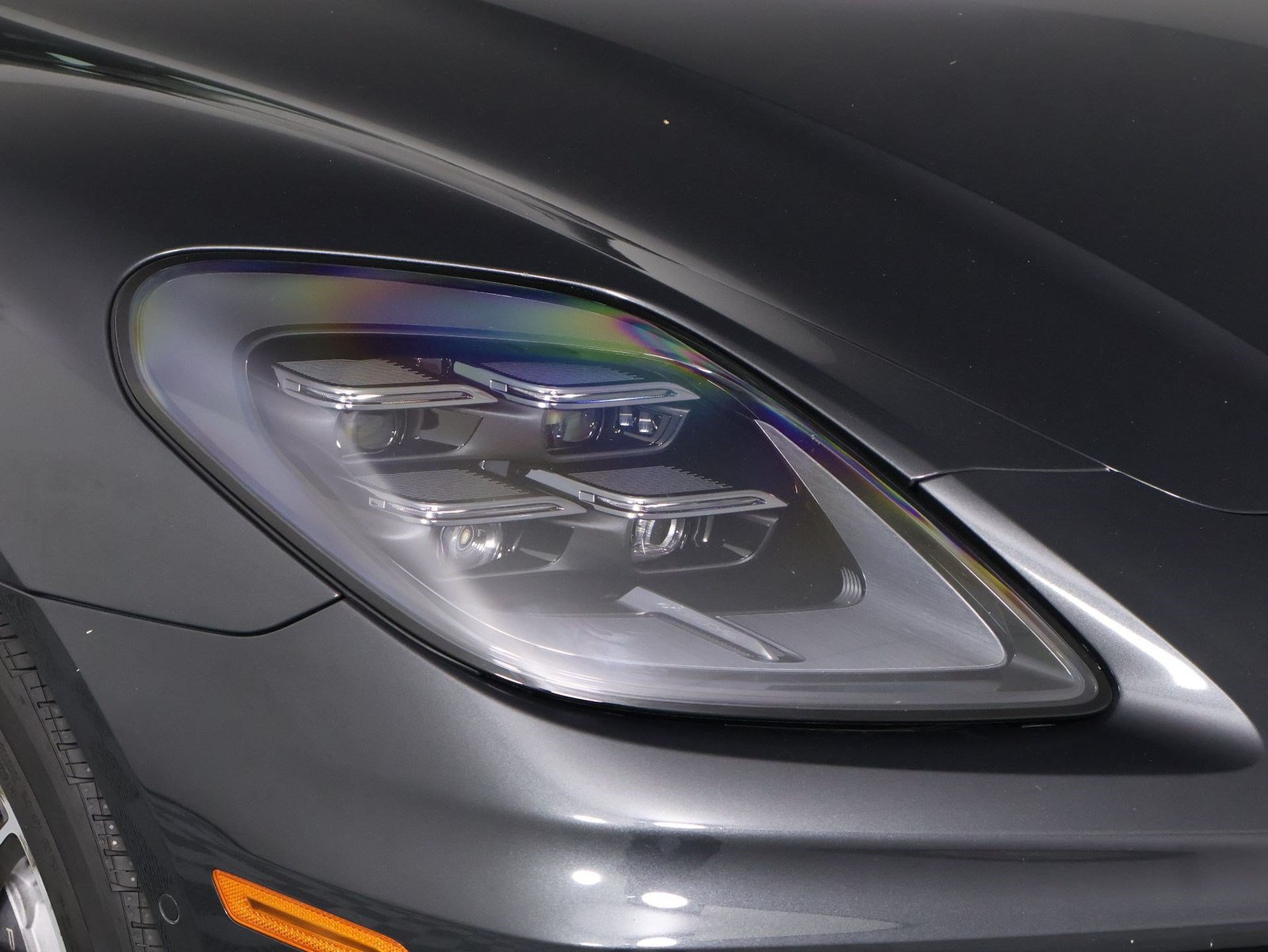 Certified 2024 Porsche Panamera RWD image 28
