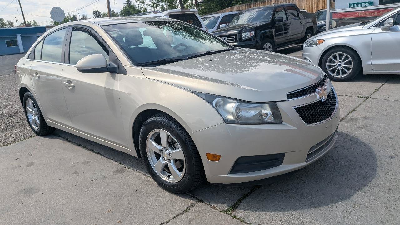 Used 2012 Chevrolet Cruze LT FWD image 3