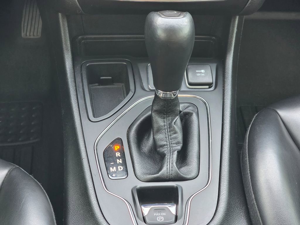 Used 2019 Jeep Cherokee Latitude Plus image 15