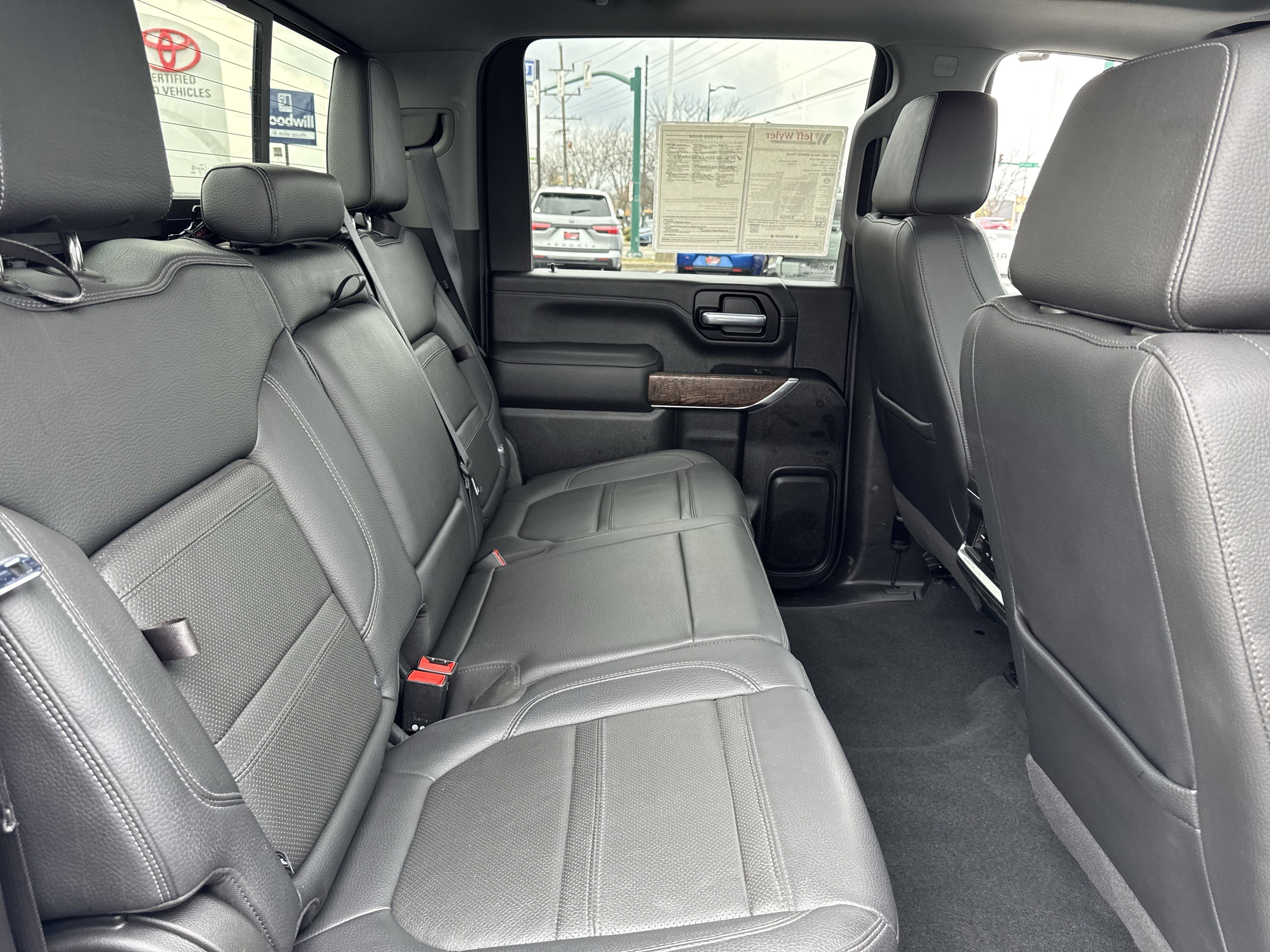 Used 2021 GMC Sierra 3500 Denali w/ Denali Ultimate Package image 32