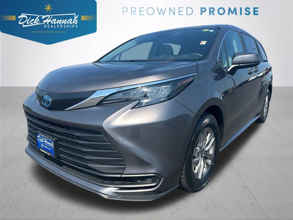 Used 2024 Toyota Sienna LE