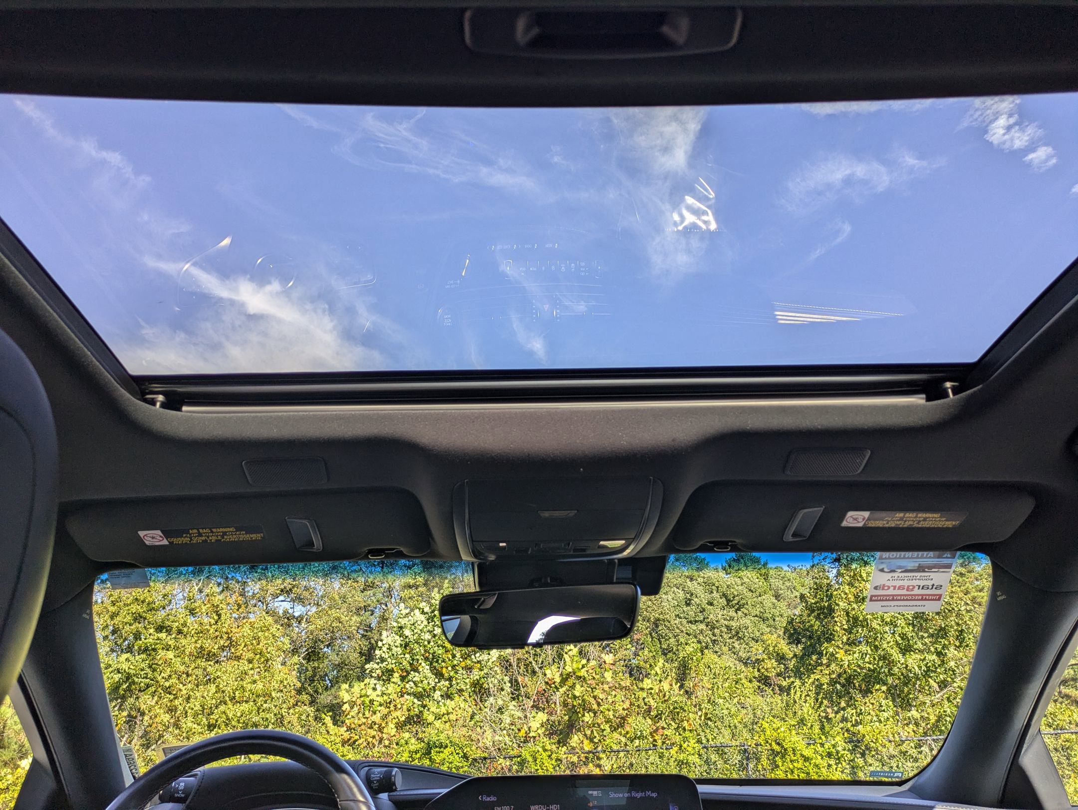 Used 2021 Lexus LS 500 w/ Accessory Package (Z2) image 25