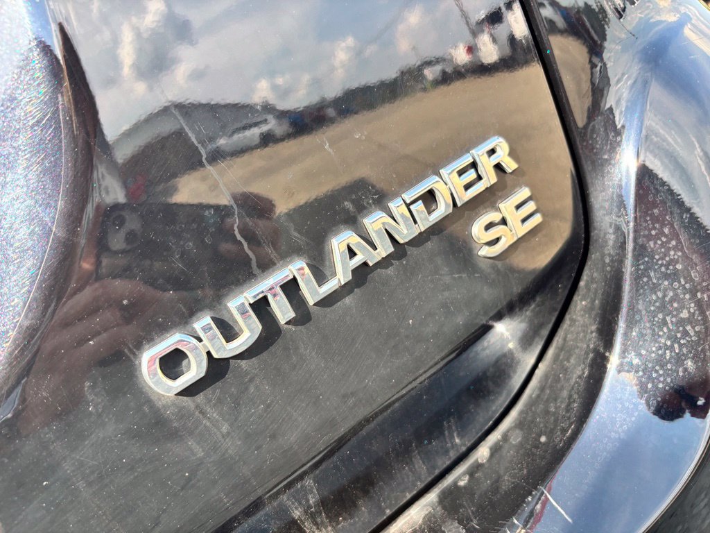 Used 2019 Mitsubishi Outlander FWD image 9