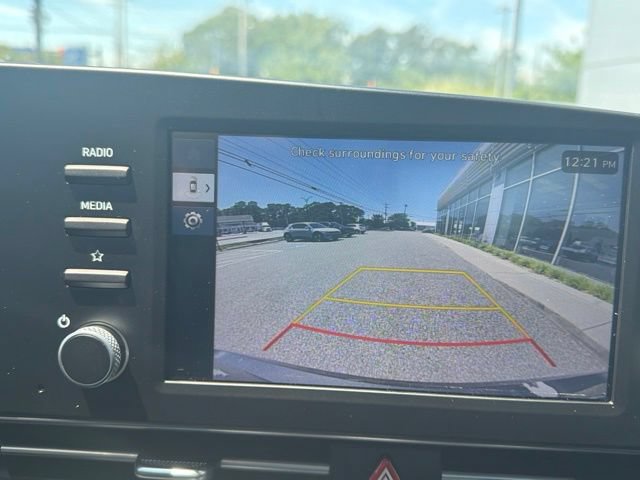Certified 2026 Hyundai Elantra SE w/ Cargo Package FWD image 22
