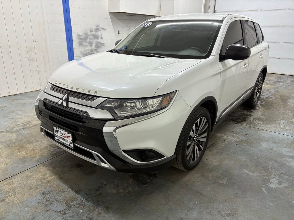 Used 2019 Mitsubishi Outlander ES image 7