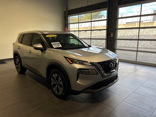 Used 2022 Nissan Rogue SV FWD image 5