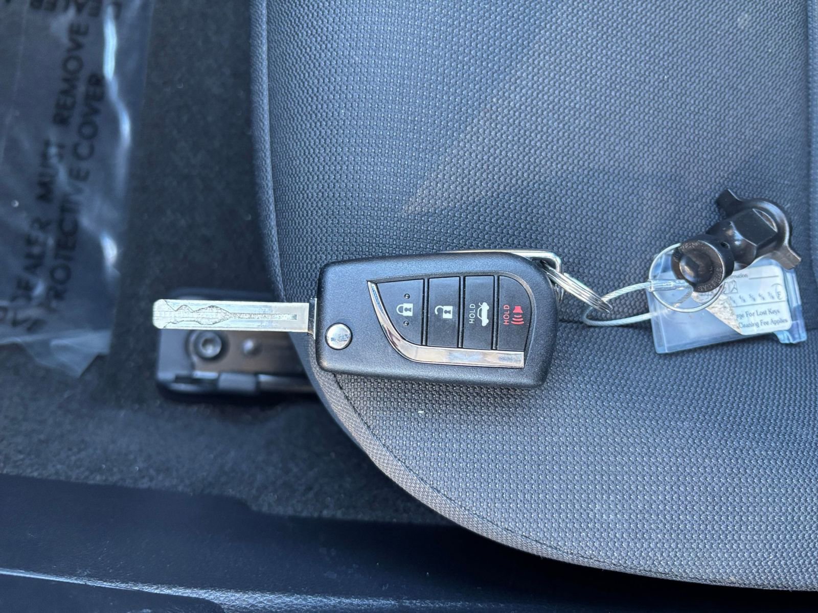 Used 2025 Toyota Corolla LE image 22