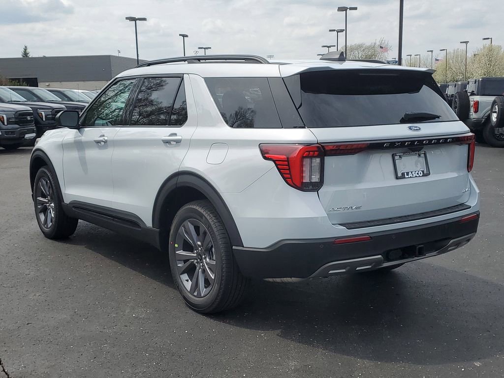 New 2026 Ford Explorer Active AWD/4WD image 6