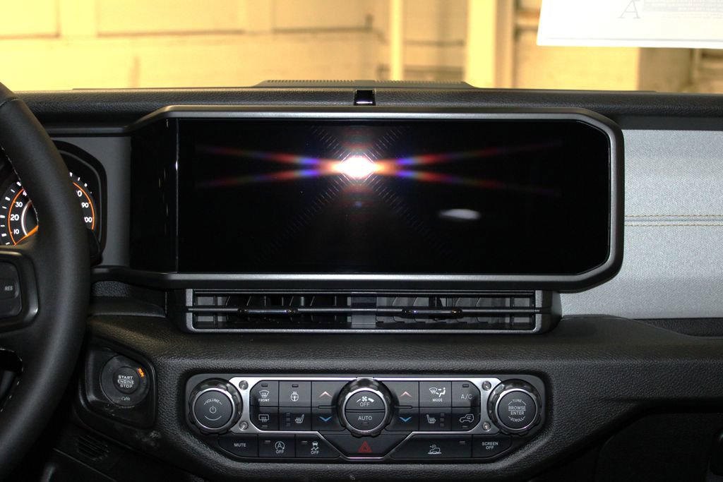 New 2026 Jeep Gladiator Sport image 13