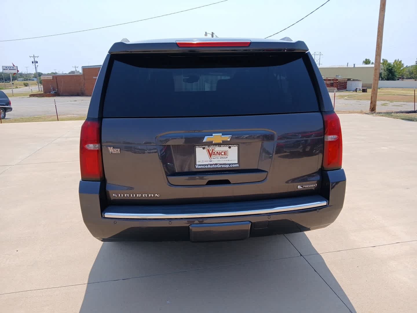 Used 2018 Chevrolet Suburban Premier AWD/4WD image 4