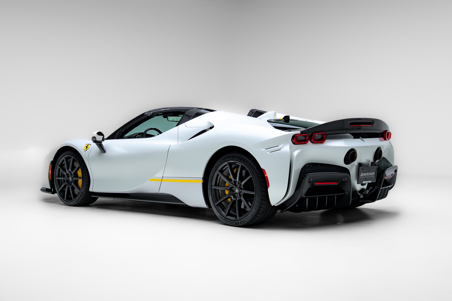 Used 2024 Ferrari SF90 Spider AWD/4WD image 30