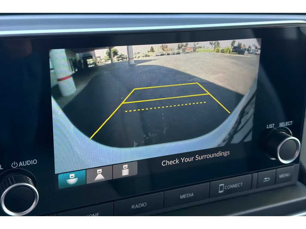 Used 2024 Honda Pilot LX image 23