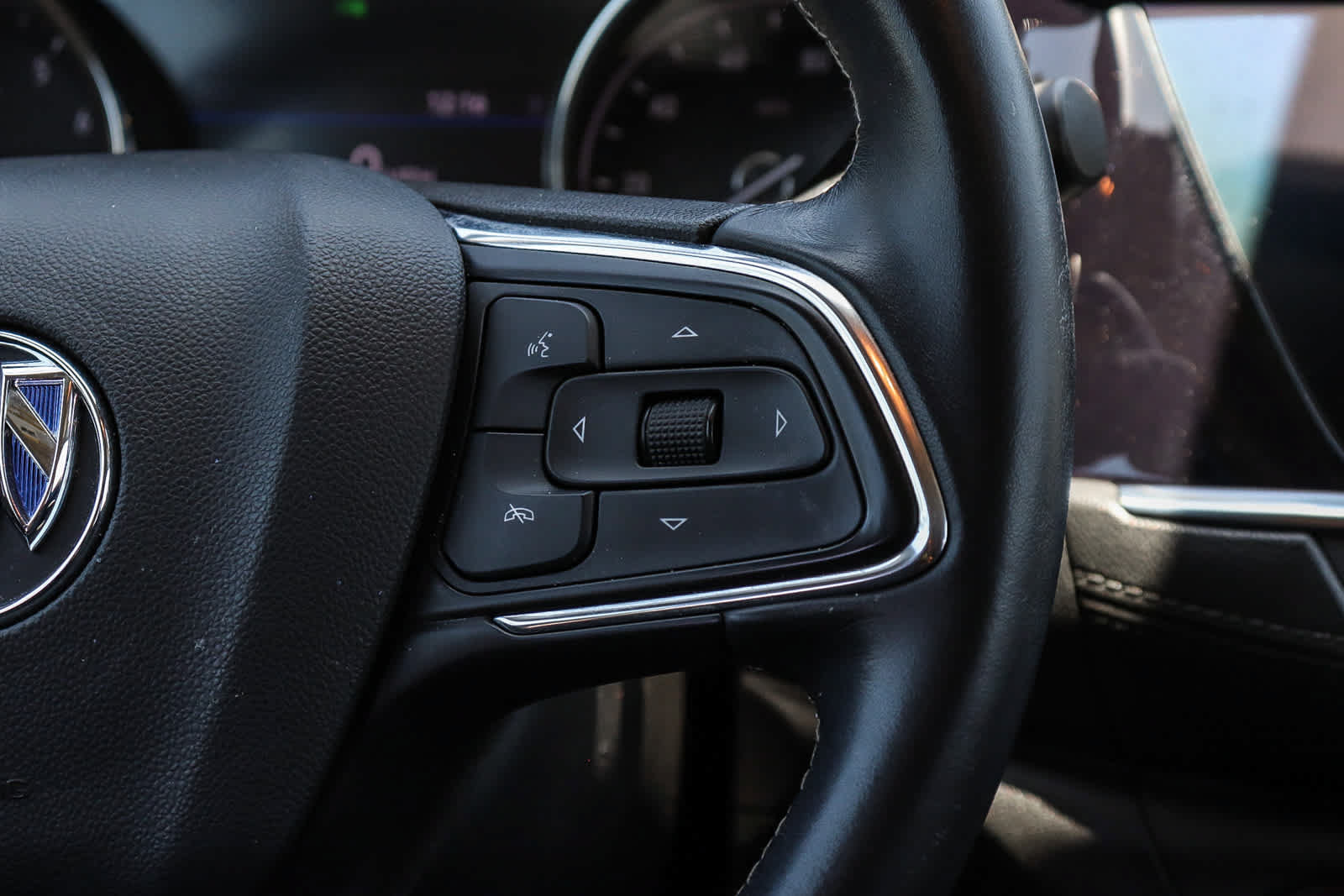 Used 2021 Buick Encore GX Select FWD image 21