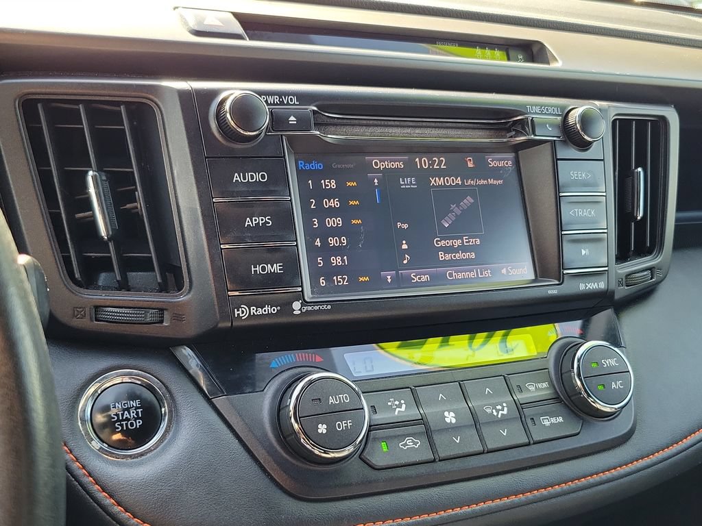 Used 2017 Toyota RAV4 SE FWD image 25
