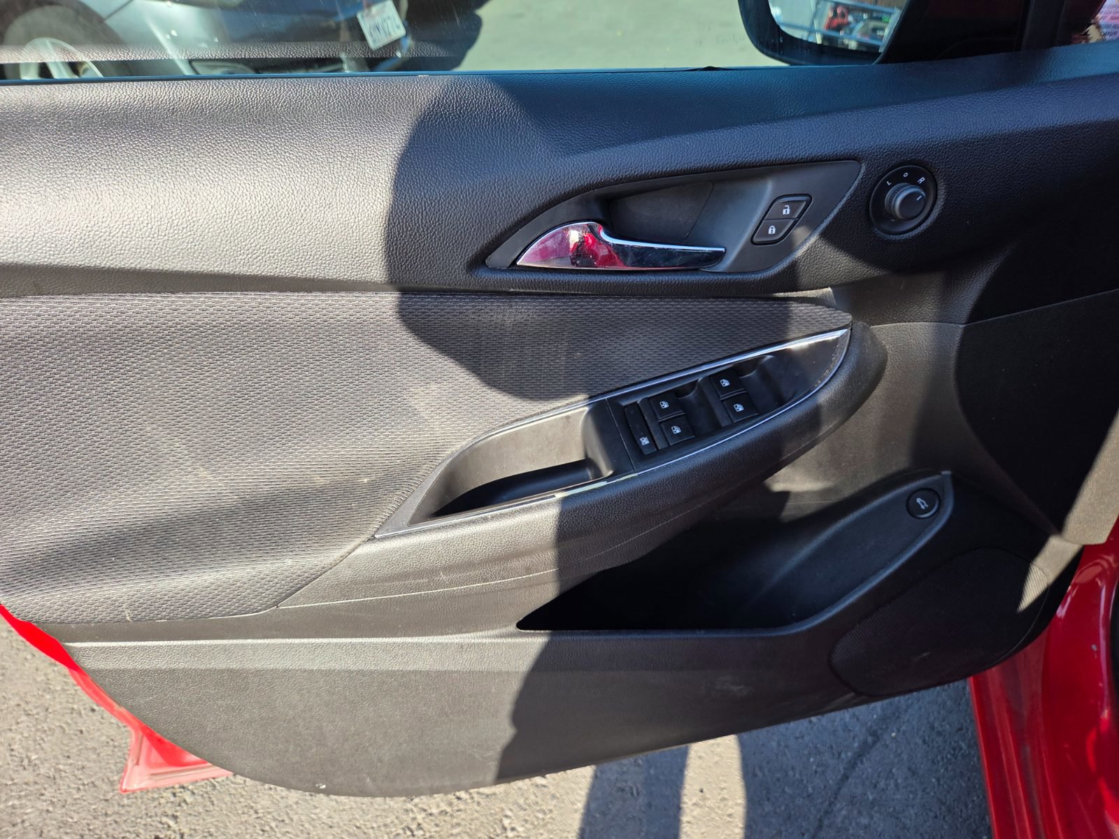 Used 2018 Chevrolet Cruze LT FWD image 5