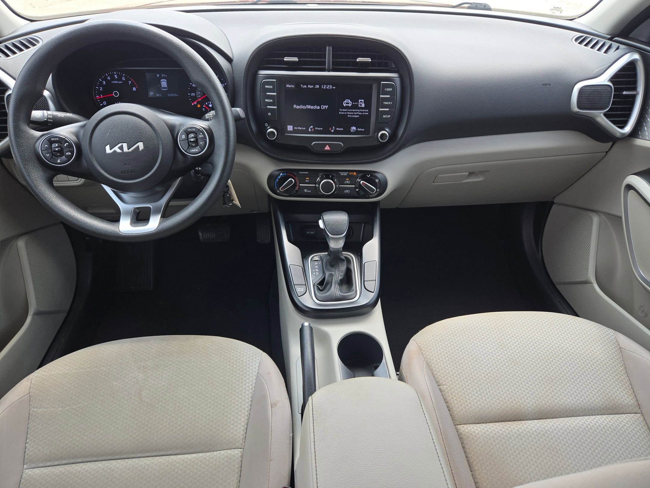 Used 2022 Kia Soul LX FWD image 15
