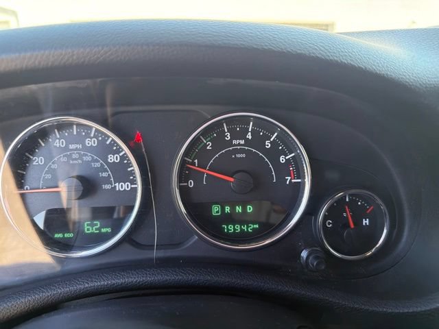 Used 2018 Jeep Wrangler Unlimited Sahara AWD/4WD image 14