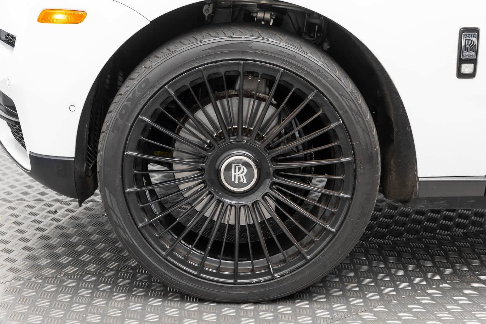 Used 2020 Rolls-Royce Cullinan AWD/4WD image 7