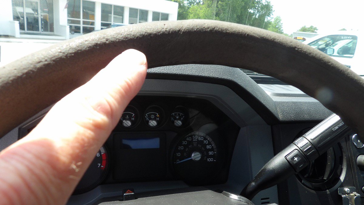 Used 2015 Ford F350 XL RWD image 16