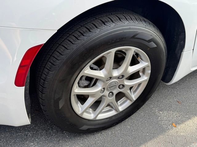 Used 2025 Chrysler Pacifica Select FWD image 7