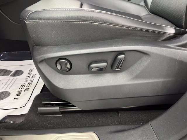 Used 2023 Volkswagen Atlas SE w/ Panoramic Sunroof Package FWD image 34