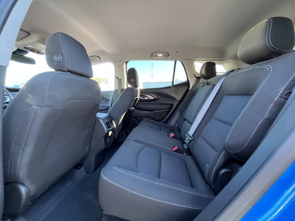 Certified 2024 GMC Terrain SLE w/ Driver Convenience Package FWD image 10