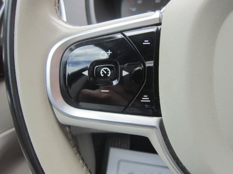 Used 2019 Volvo XC90 T6 Momentum w/ Protection Package Premier AWD/4WD image 32