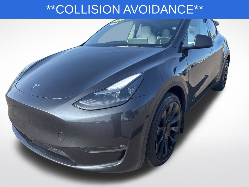 Used 2024 Tesla Model Y Long Range image 3