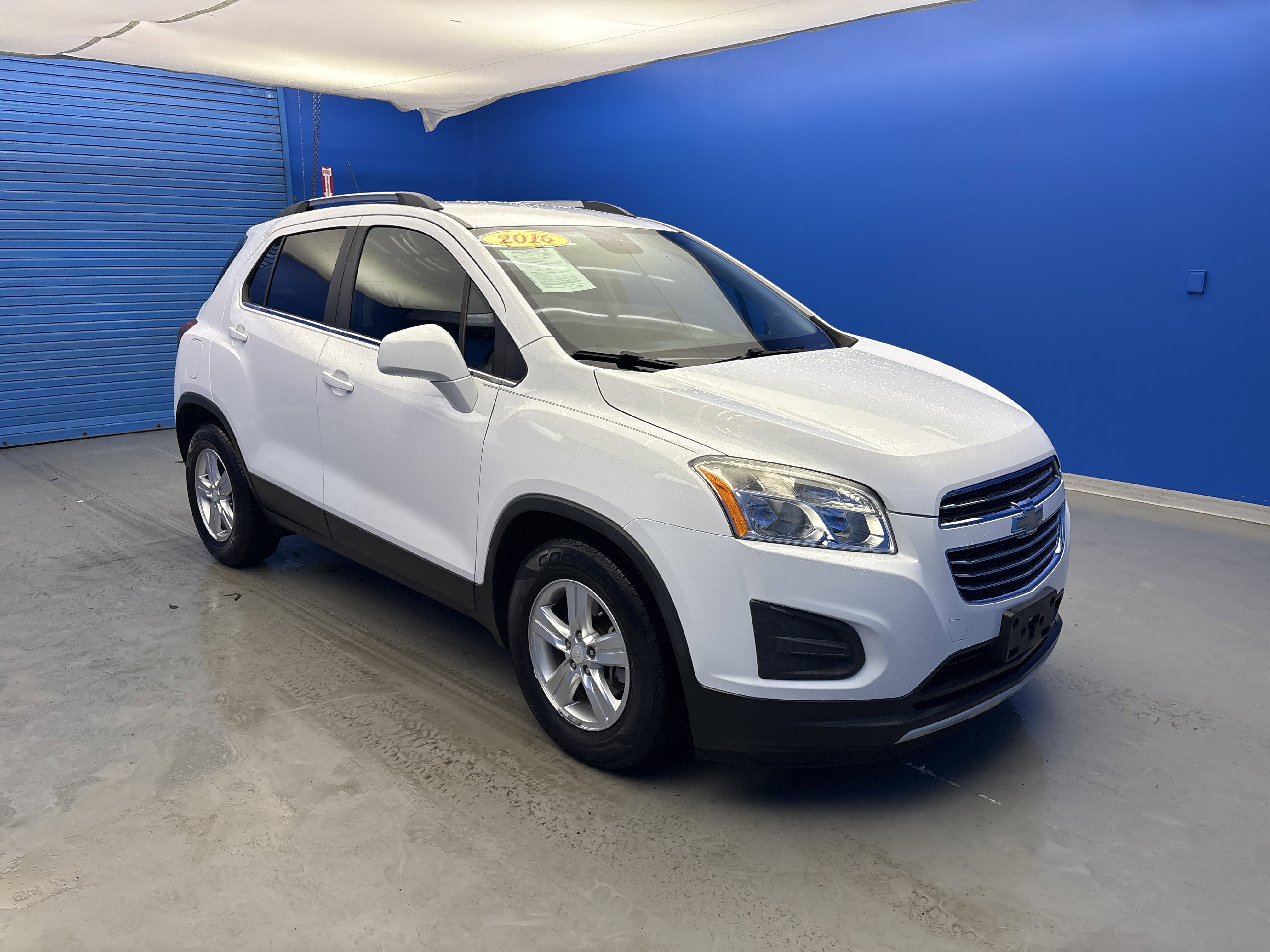 Used 2016 Chevrolet Trax LT image 2