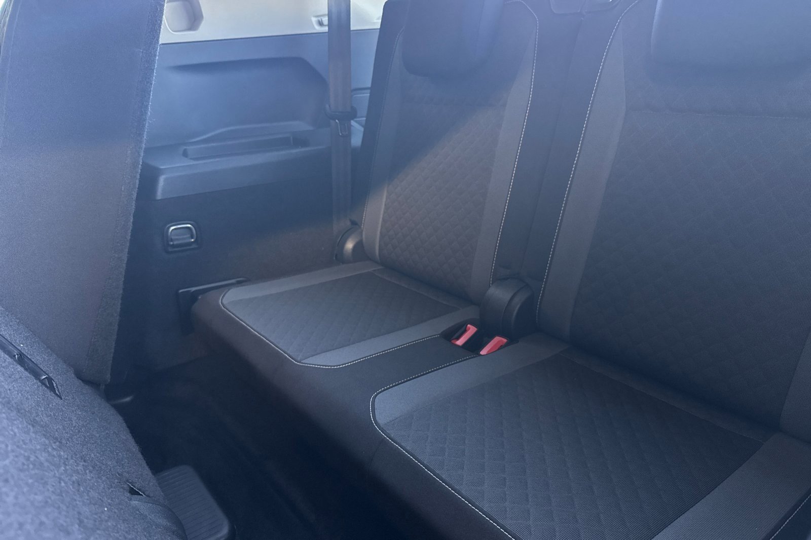 Used 2021 Volkswagen Tiguan S image 14