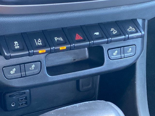 Used 2021 Chevrolet Colorado Z71 w/ Safety Package AWD/4WD image 19