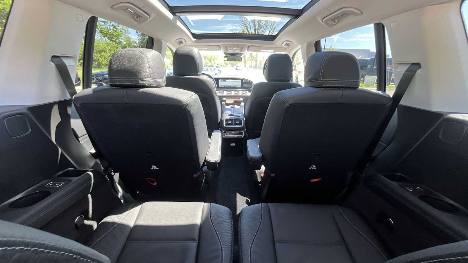 New 2026 Mercedes-Benz GLS 450 4MATIC image 13