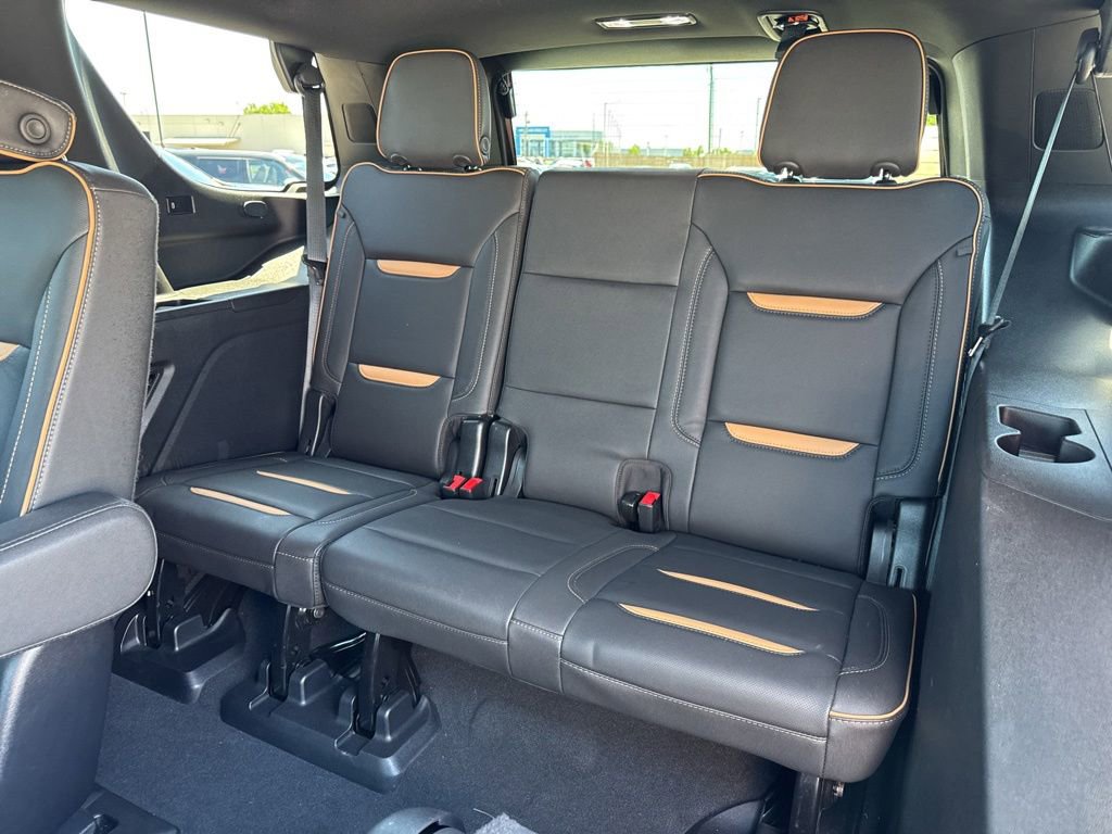 Used 2023 GMC Yukon AT4 w/ AT4 Premium Package AWD/4WD image 42