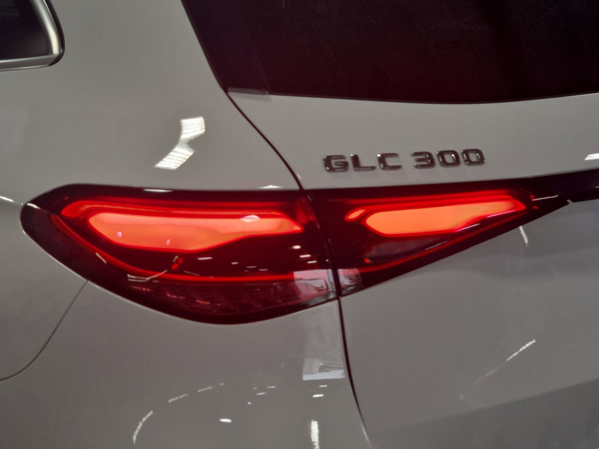 Used 2023 Mercedes-Benz GLC 300 GLC 300 image 33