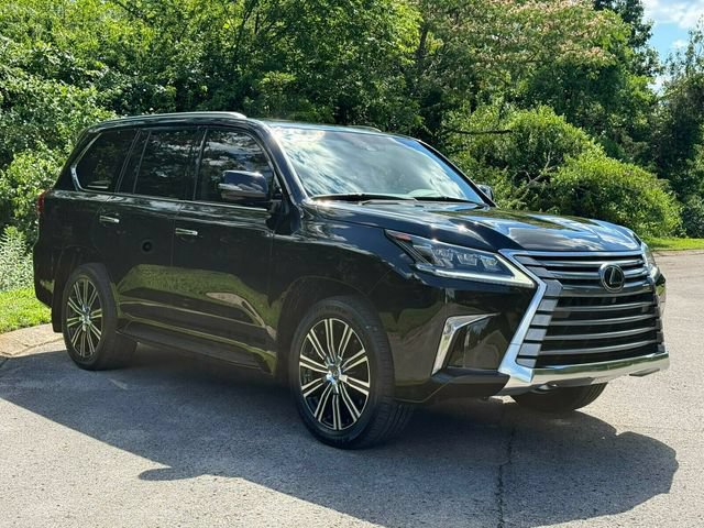 Used 2021 Lexus LX 570 4WD w/ Luxury Package image 9