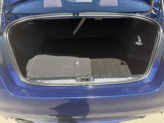 Used 2016 Subaru Legacy 2.5i Premium AWD/4WD image 20