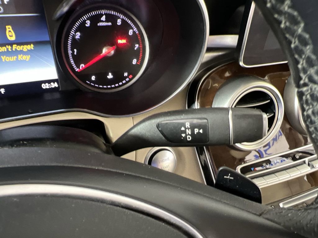 Used 2019 Mercedes-Benz GLC 300 4MATIC image 17