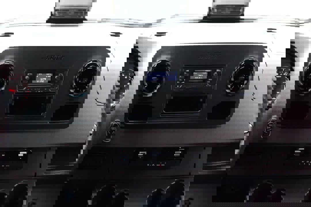 New 2025 Mercedes-Benz Sprinter 2500 image 15