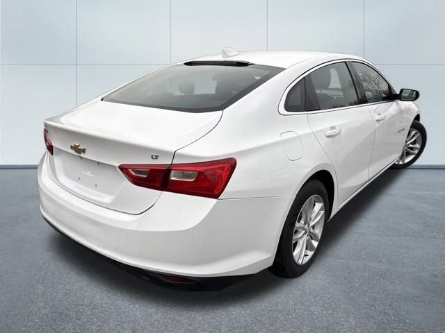 Used 2018 Chevrolet Malibu LT image 4