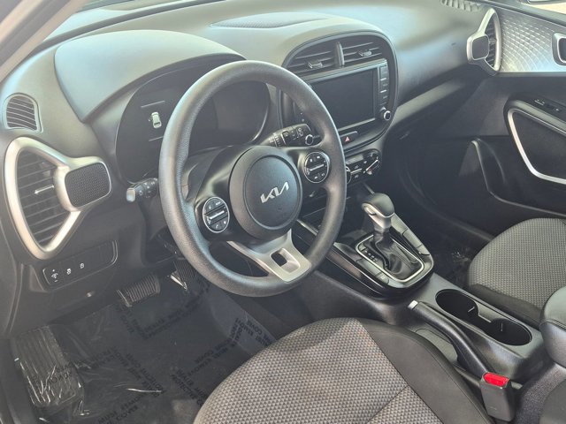 Used 2023 Kia Soul LX w/ Option Group 015 FWD image 10