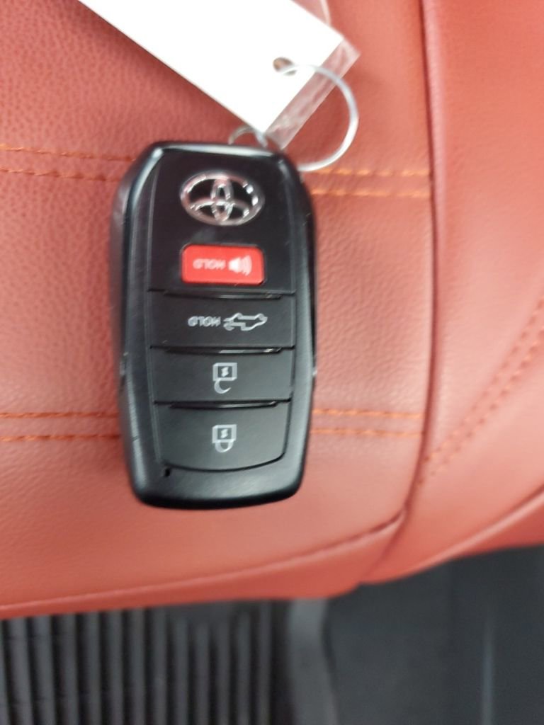 Used 2023 Toyota Tundra SR image 31