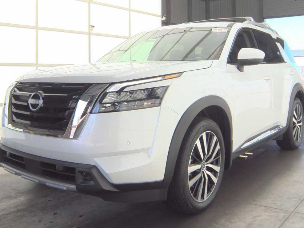 Used 2025 Nissan Pathfinder Platinum w/ Cargo Package