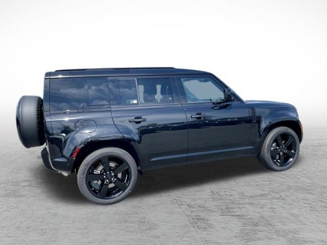 New 2026 Land Rover Defender 110 X-Dynamic SE image 7