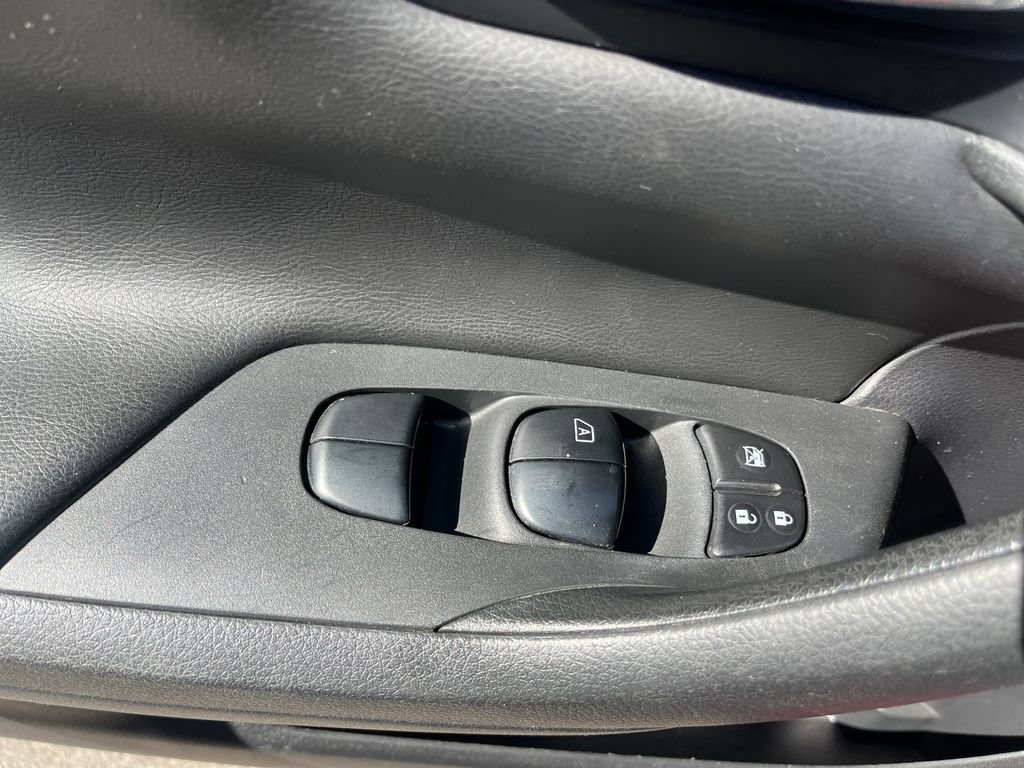 Used 2018 Nissan Altima 2.5 SR w/ SR Special Edition FWD image 12