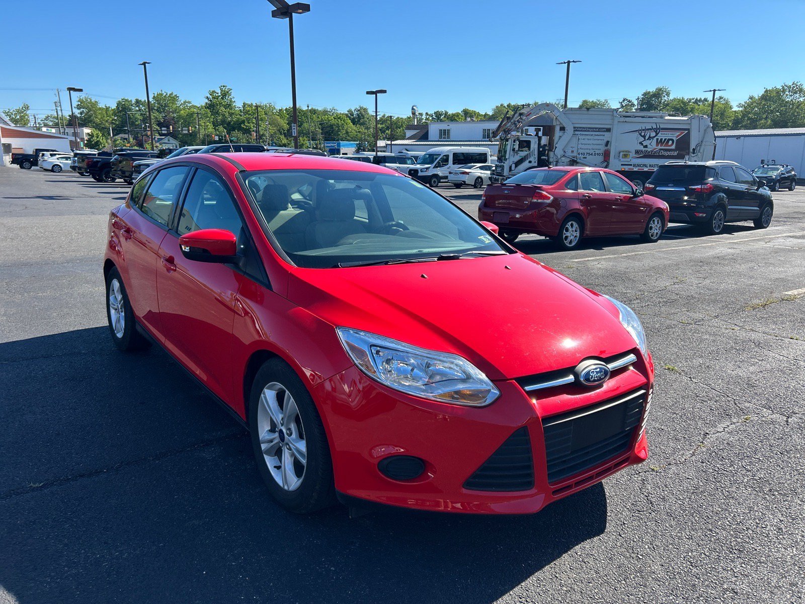 Used 2014 Ford Focus SE FWD image 3